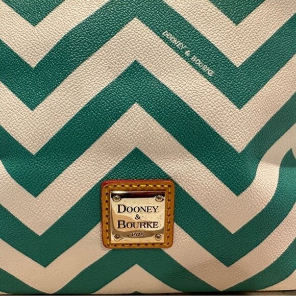 Dooney & Bourke Chevron Stripped Leather Satchel Handbag - Picture 4 of 13